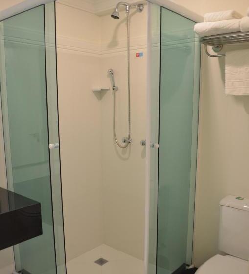 行政单人间, Prix