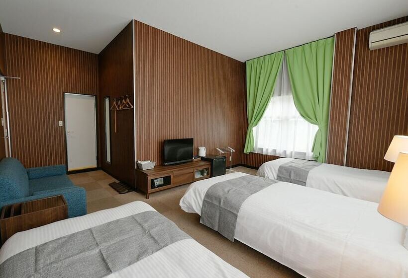 标准三人间, Ra Kuun