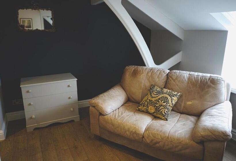 Номер Стандарт, The Mill At Conder Green