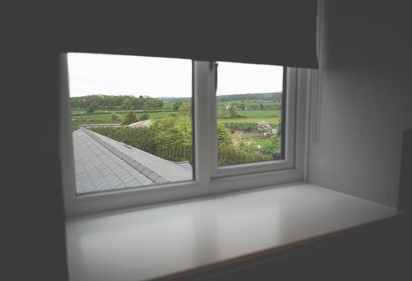 Номер Стандарт, The Mill At Conder Green