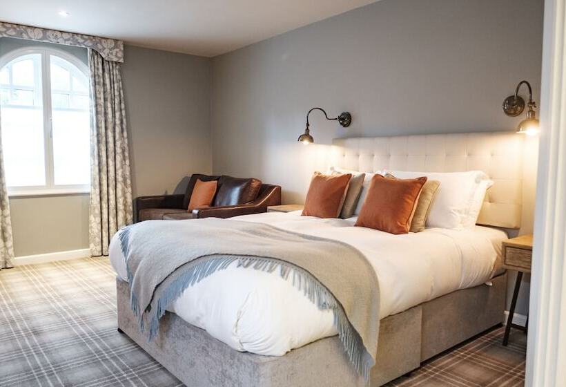 חדר משפחתי, The Princess Royal