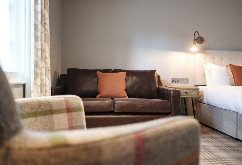 חדר משפחתי, The Princess Royal