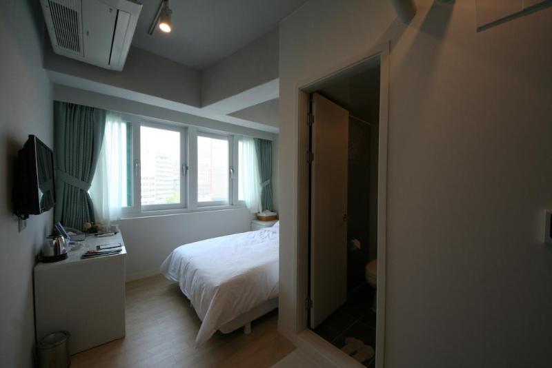 Camera Standard, Wons Ville Myeongdong