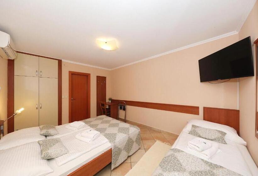 Номер Стандарт Трехместный, Mediterranean Village San Antonio