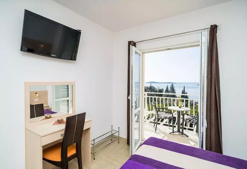 آپارتمان 1 خوابه با بالکن و چشم‌انداز دریا, Villa Samba