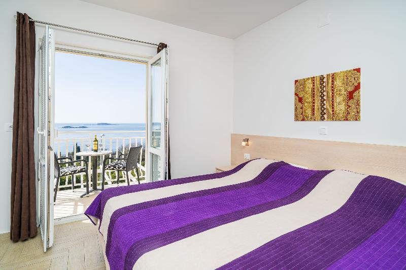 Apartamento 1 Quarto Vista Mar com Sacada, Villa Samba