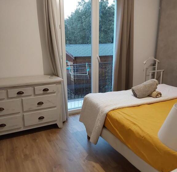 带1个卧室的带阳台的公寓, Gites O Fil De L Eau