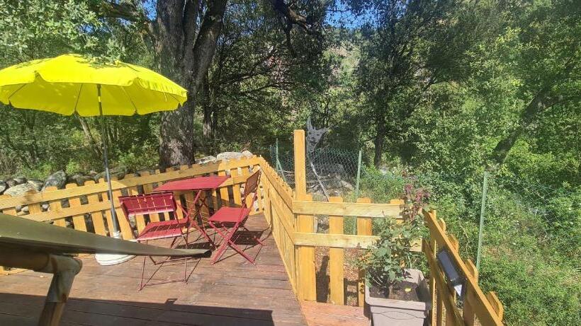 Standard Tent, Gites O Fil De L Eau