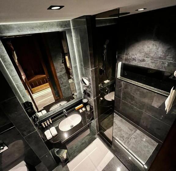Люкс 2 Спальни, Damask Hotels