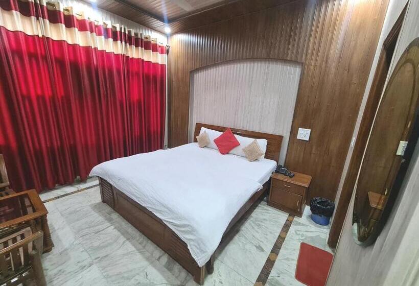 اتاق لوکس, The Kings Residency