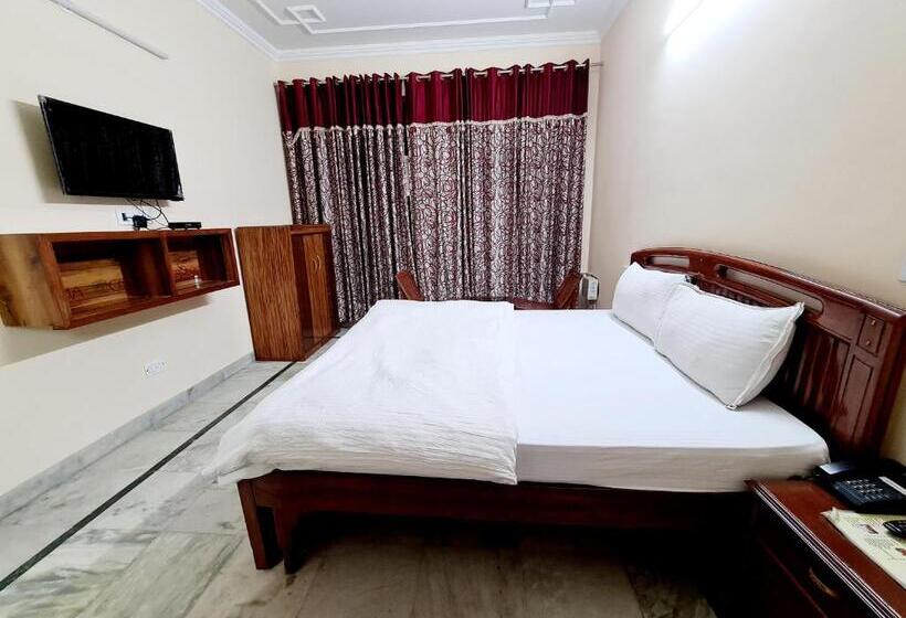 デラックスルーム, The Kings Residency