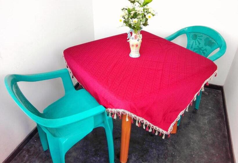 اتاق استاندارد با بالکن, Green Mountain Rest Mirissa