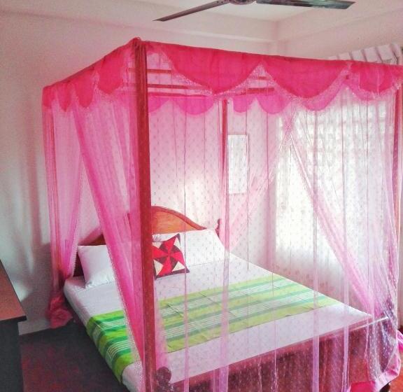 اتاق استاندارد با چشمانداز باغ, Green Mountain Rest Mirissa