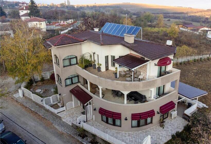 Вилла Deluxe 1 Спальня, Private Villa Gergana