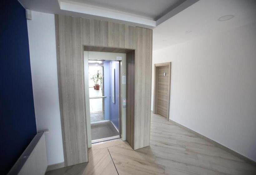 Pokój Trzyosobowy Deluxe Widok Morze, Vila Panoramic