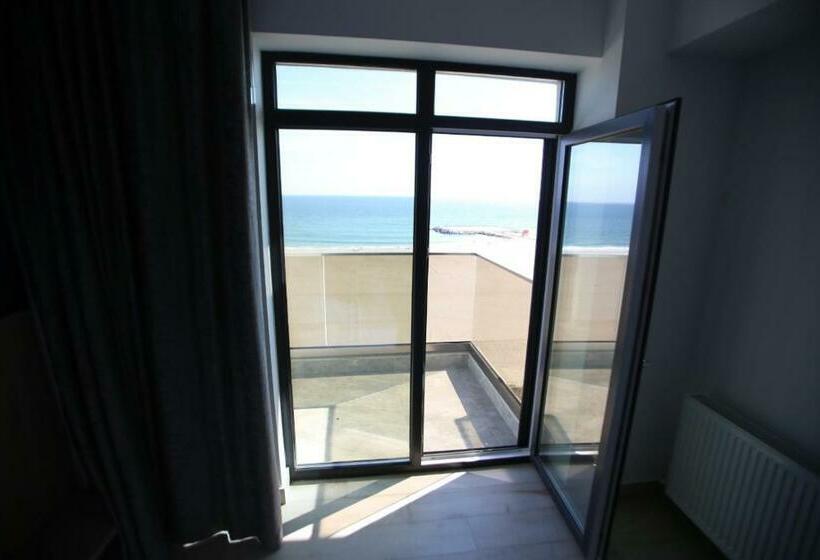 Pokój Trzyosobowy Deluxe Widok Morze, Vila Panoramic