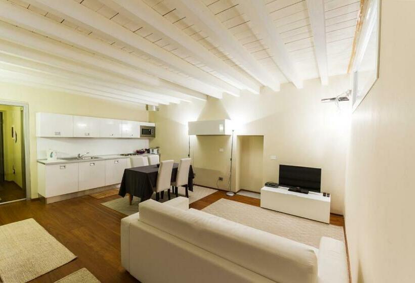 آپارتمان سوپریور 1 خوابه, Vip Bergamo Apartments