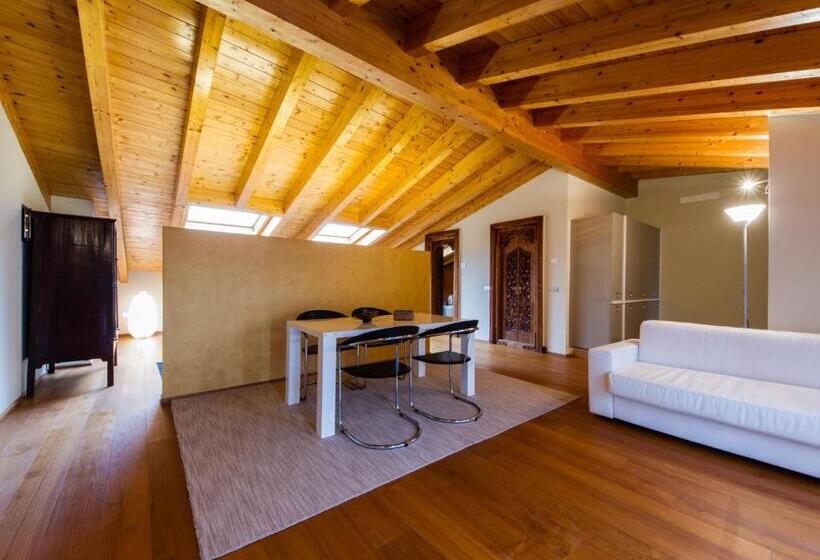 استودیو استاندارد با تراس, Vip Bergamo Apartments