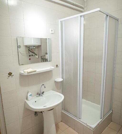 Номер Deluxe, Tusculanum Panzió