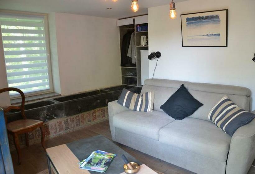 标准间, La Cave Au Chat Pitre / L étable