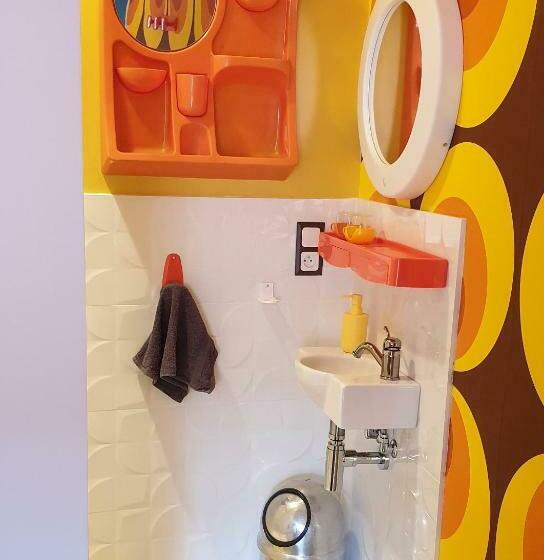 غرفة قياسية, Nostal Gite