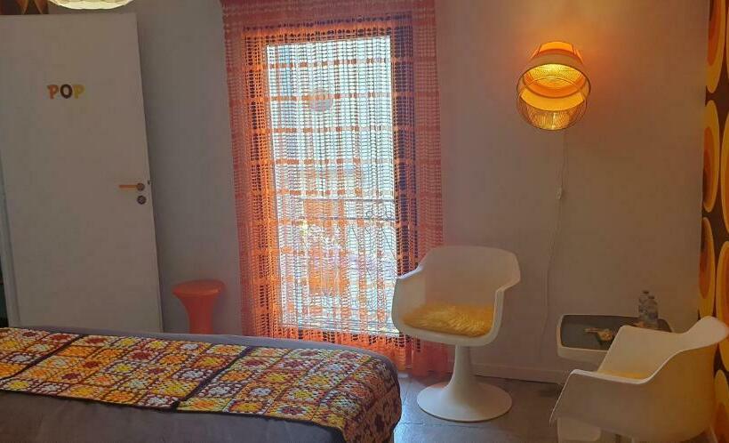 غرفة قياسية, Nostal Gite