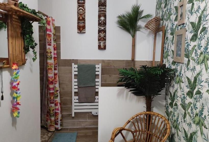 غرفة قياسية, Nostal Gite