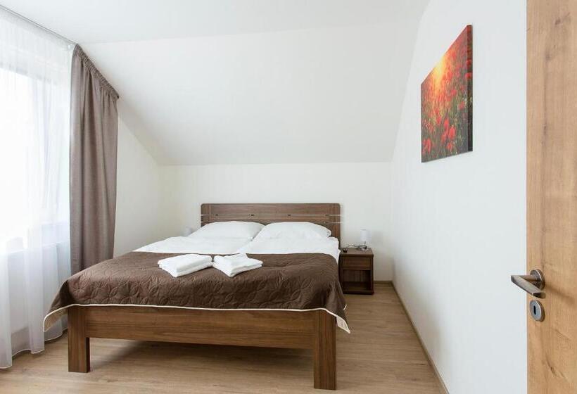 غرفة ديلوكس سرير كينج, Penzion U Buštíků