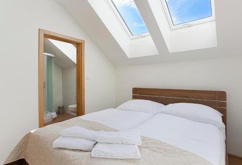 غرفة قياسية, Penzion U Buštíků