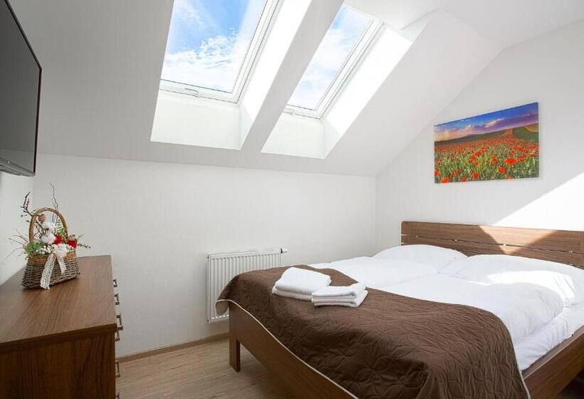 غرفة قياسية, Penzion U Buštíků