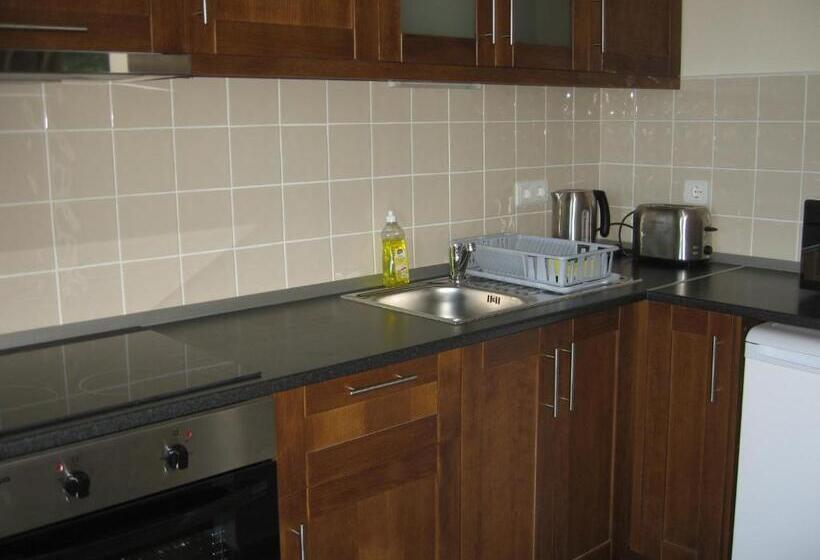 شقة غرفة واحدة, Chamkoria Chalets