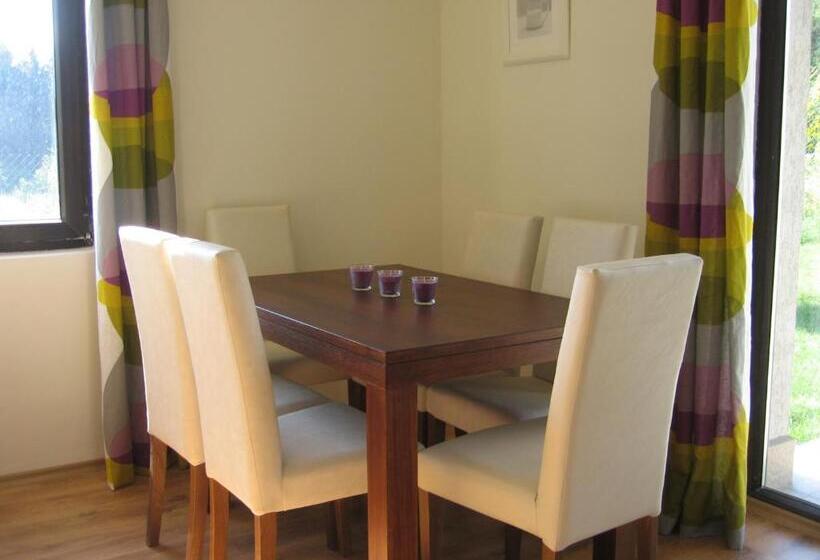 شقة غرفتين, Chamkoria Chalets