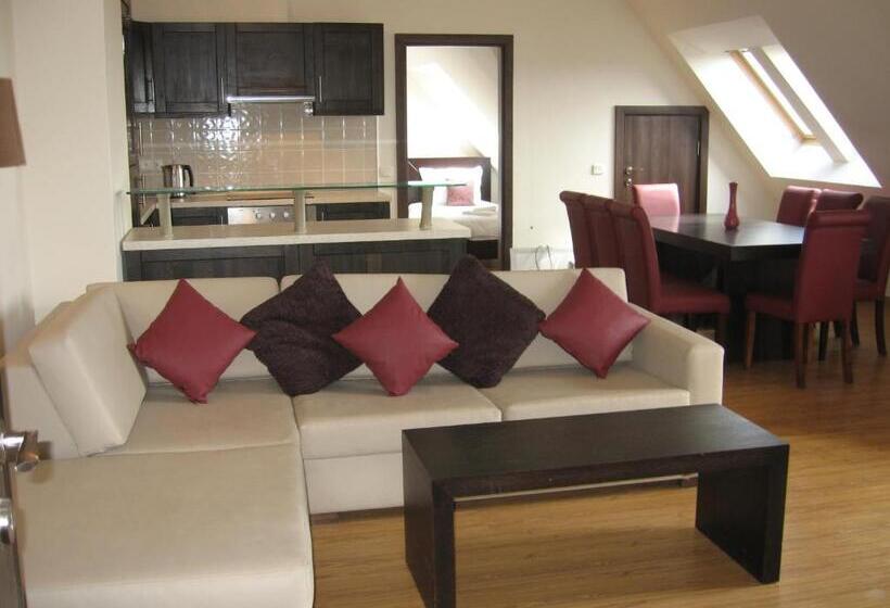 Апартаменты Дюплекс 3 Спальни, Chamkoria Chalets