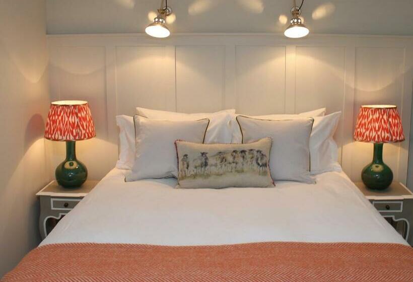 标准间, The Plough Inn