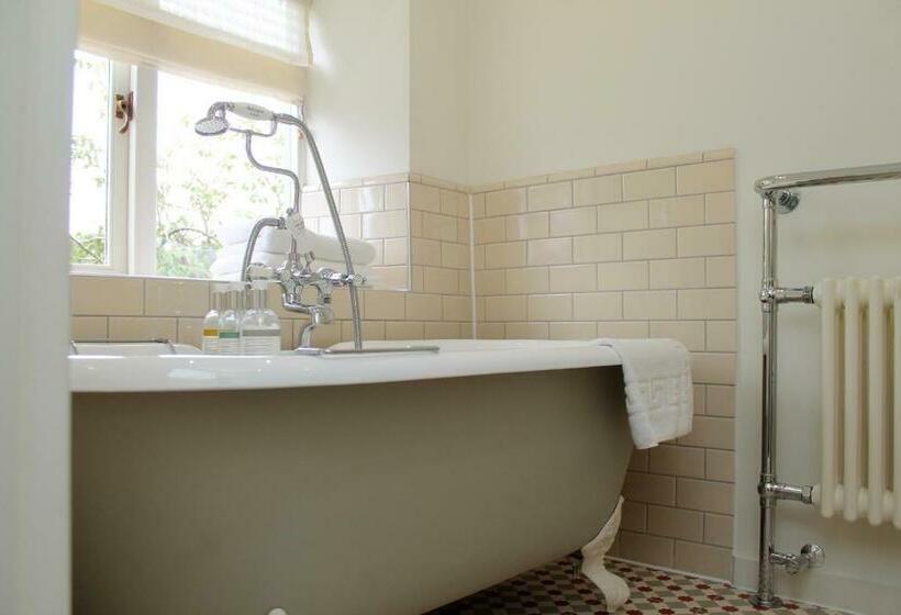 スタンダードルーム, The Plough Inn