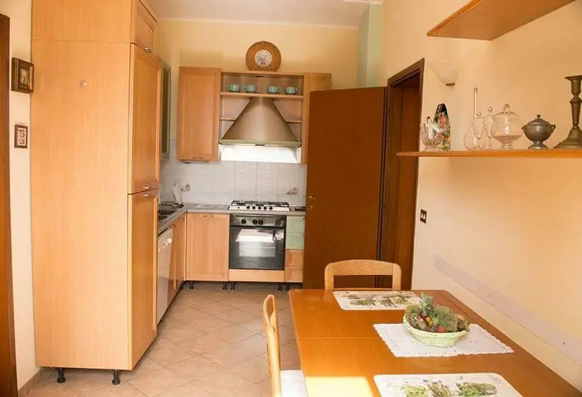 バルコニー付きスタンダードステューディオ, B&b Cambusa