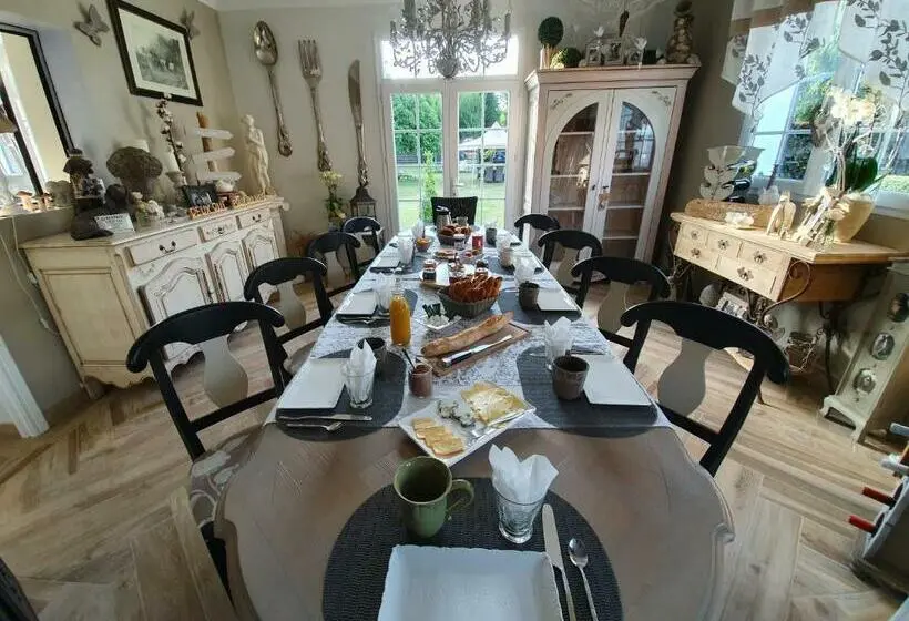 スタンダード4人部屋, Chambres D Hotes Nuits Campagnardes