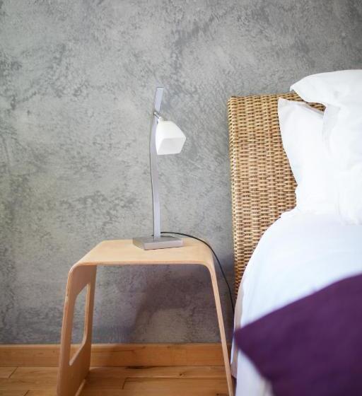 غرفة قياسية مطلّة علي الحديقة, Le Clos Du Perret