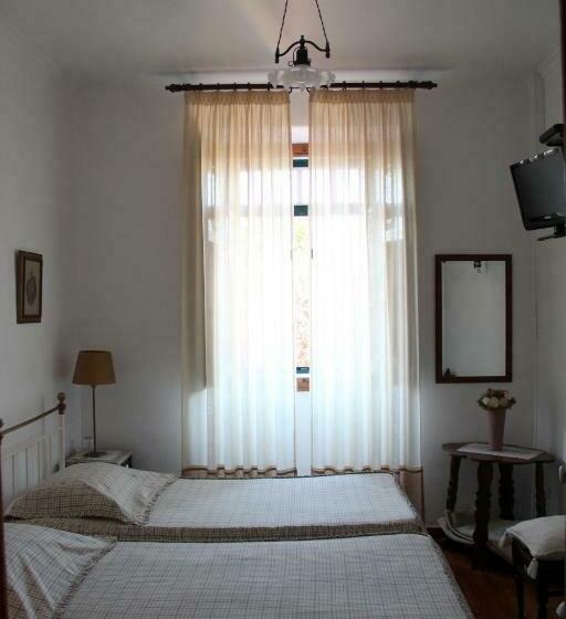 غرفة قياسية, A Tejada