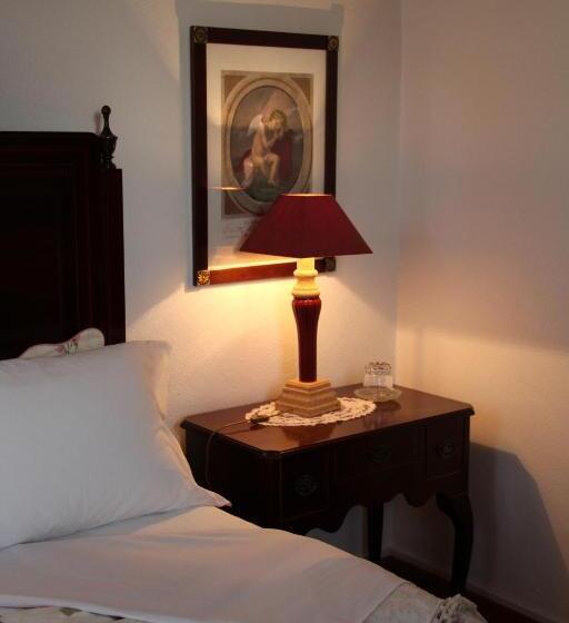 غرفة قياسية, A Tejada