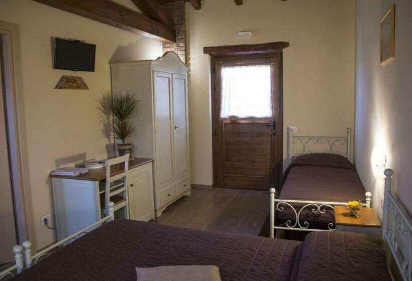 스탠다드 트리플 룸, Agriturismo L Antico Sapore