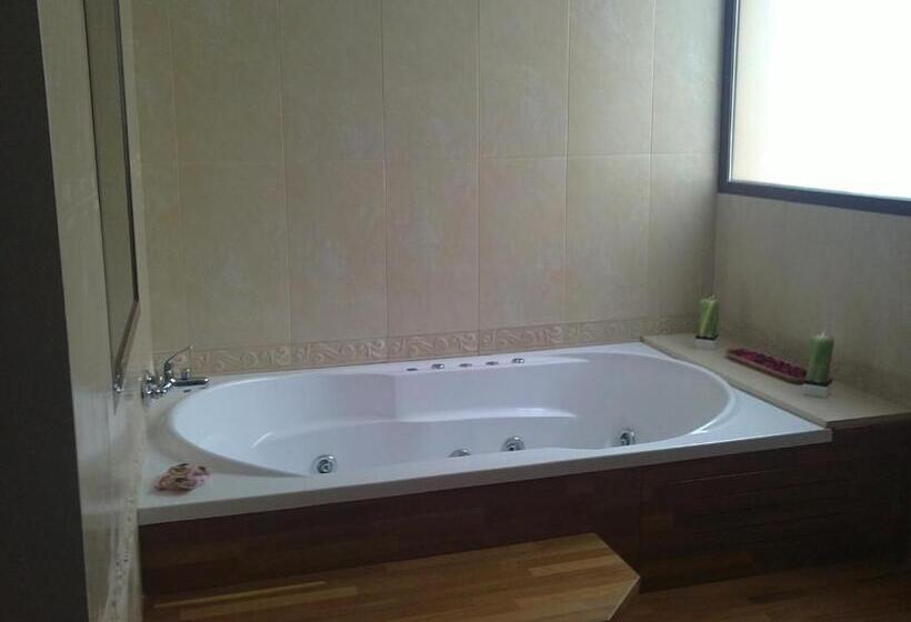 חדר סטודיו סטנדרד, Gardu