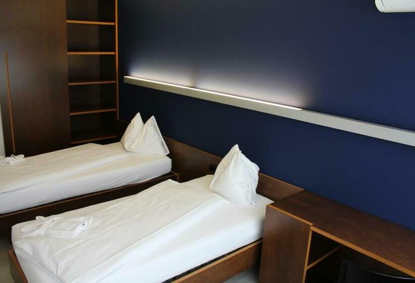 Standardrum med Utsikt, Lintharena Ag