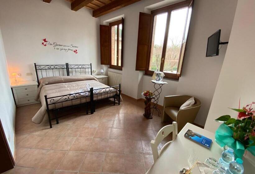 标准三人间, Locanda Della Pieve