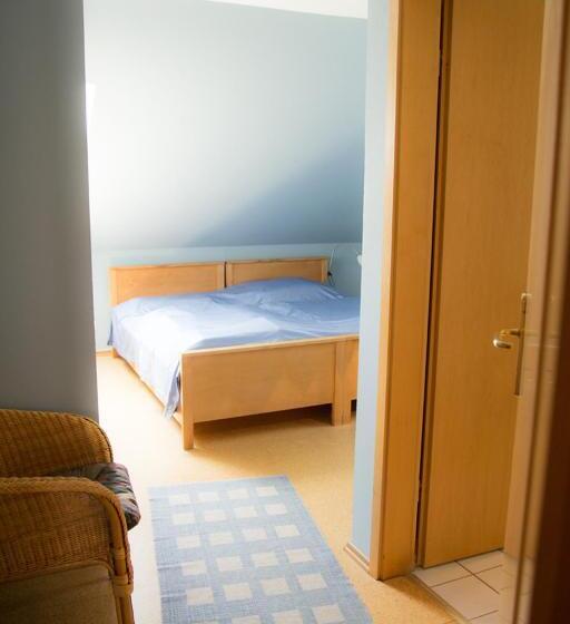 标准间, Adelheidshof