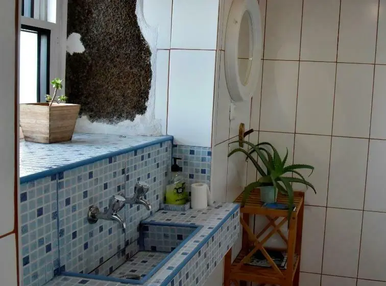 スタンダードルーム, Caldeira Guesthouse
