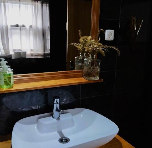 Люкс Кровать Кинг, Caldeira Guesthouse