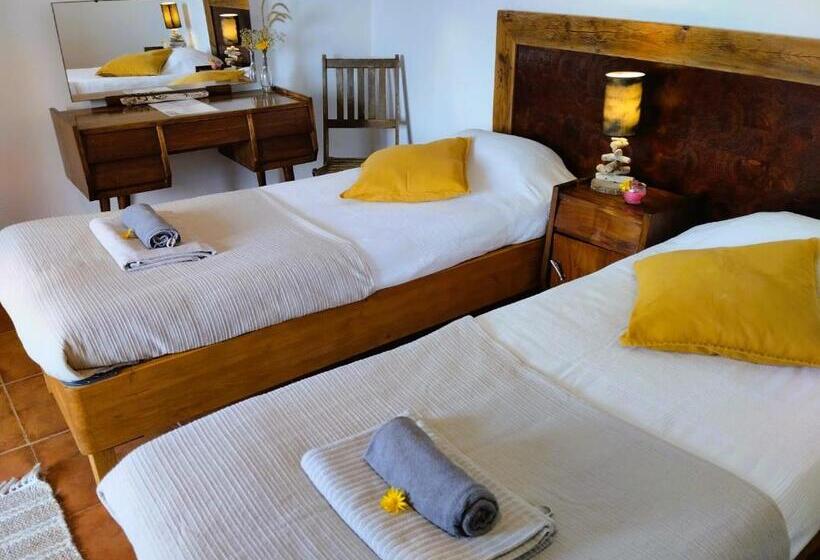 اتاق استاندارد, Caldeira Guesthouse