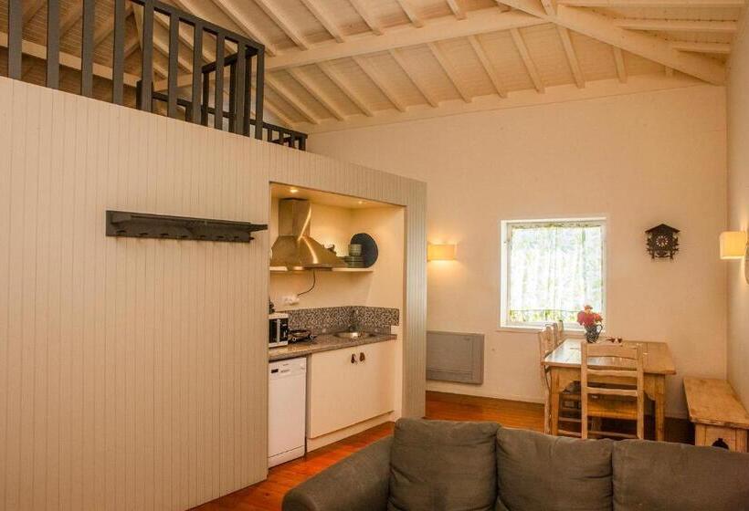 Апартаменты 2 Спальни, Casal De Tralhariz   Turismo De Habitacao