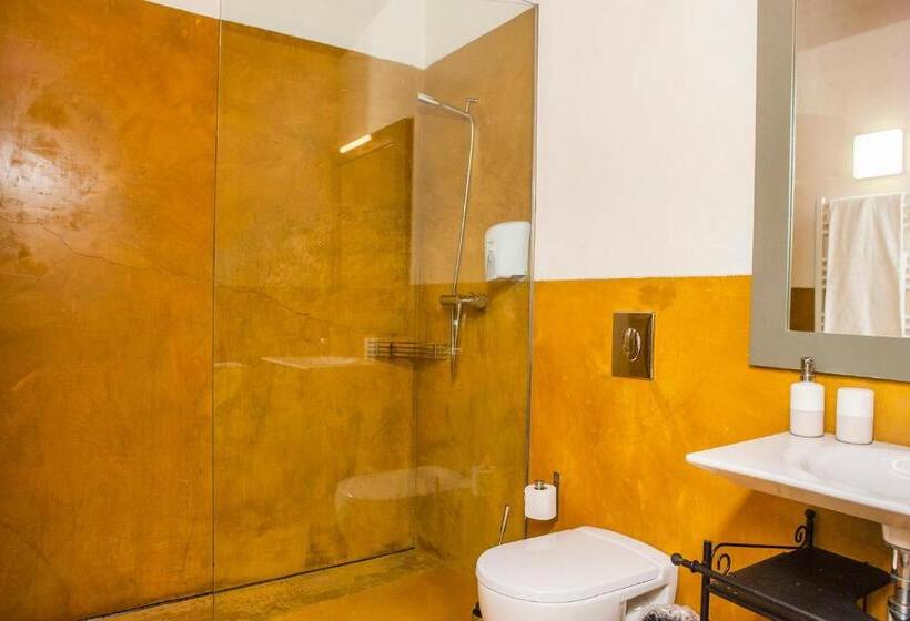 סטודיו סופריור, Casal De Tralhariz   Turismo De Habitacao